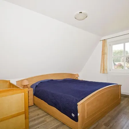 別荘 Ferienhaus Gutshof Ostseeblick Neuendorf