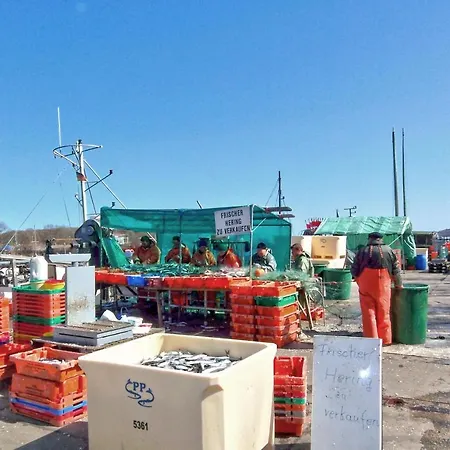 Ferienhaus Gutshof Ostseeblick Neuendorf